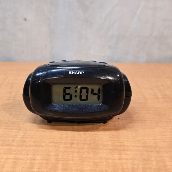 Sharp‎ LCD Digital Travel Alarm Clock Black SPC500 Blue Display Tested Battery - Picture 9 of 9